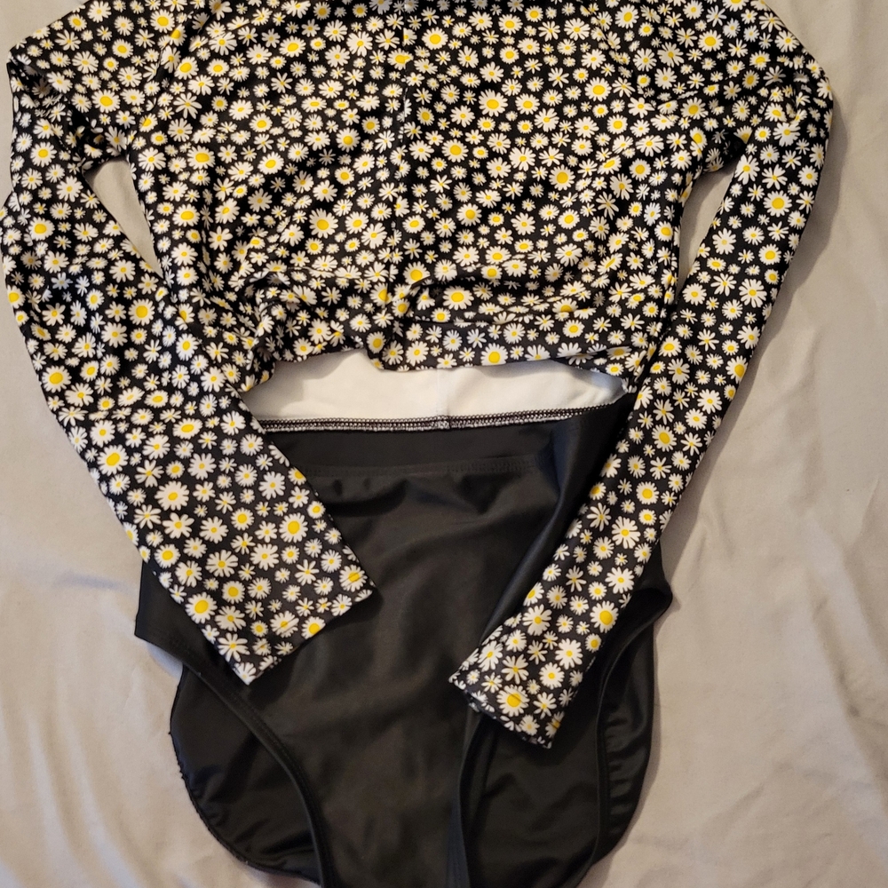 Daisy Print Rash Guard Swimsuit
